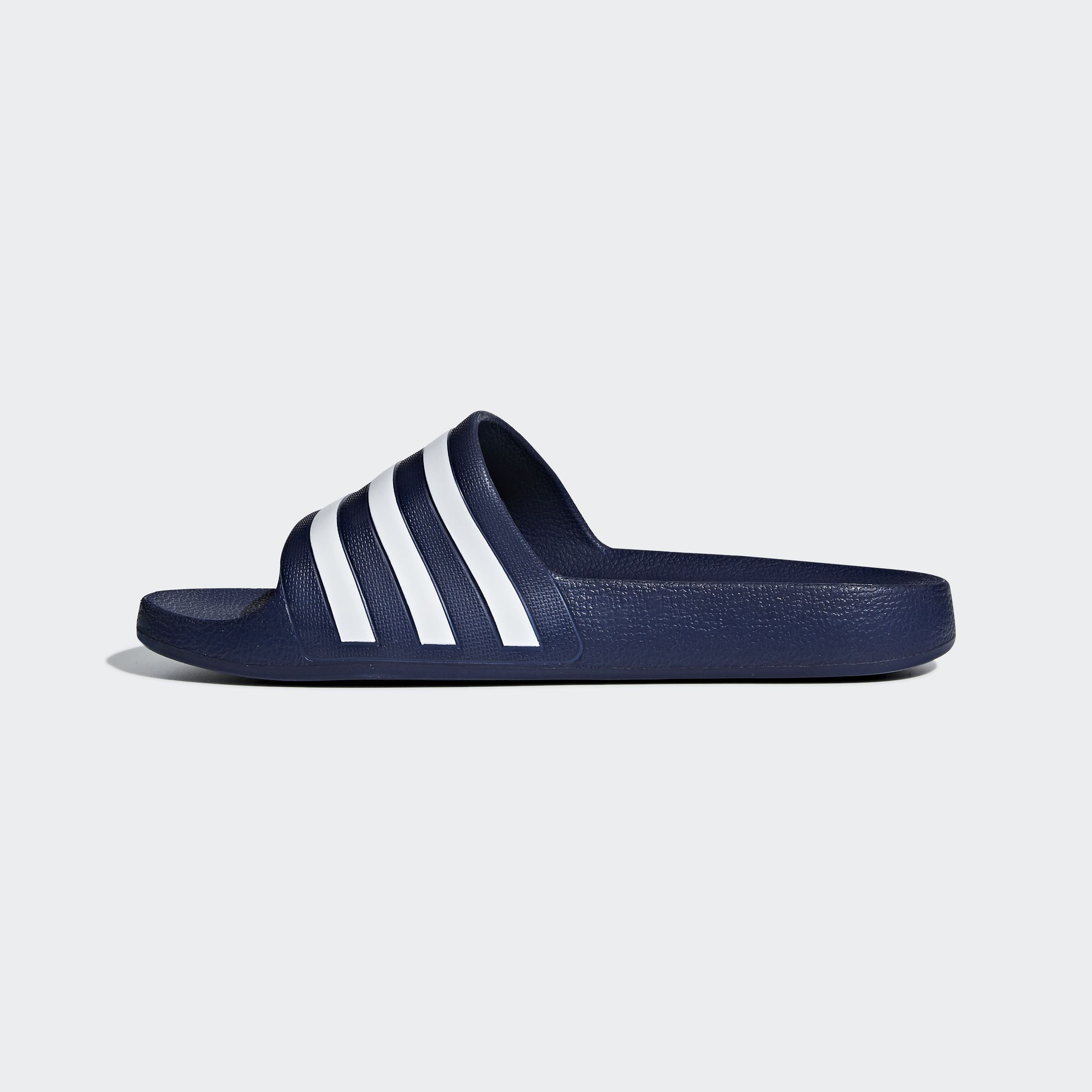 Outlet Чоловічі шльопанці Adidas Adilette Aqua Slides F35542
