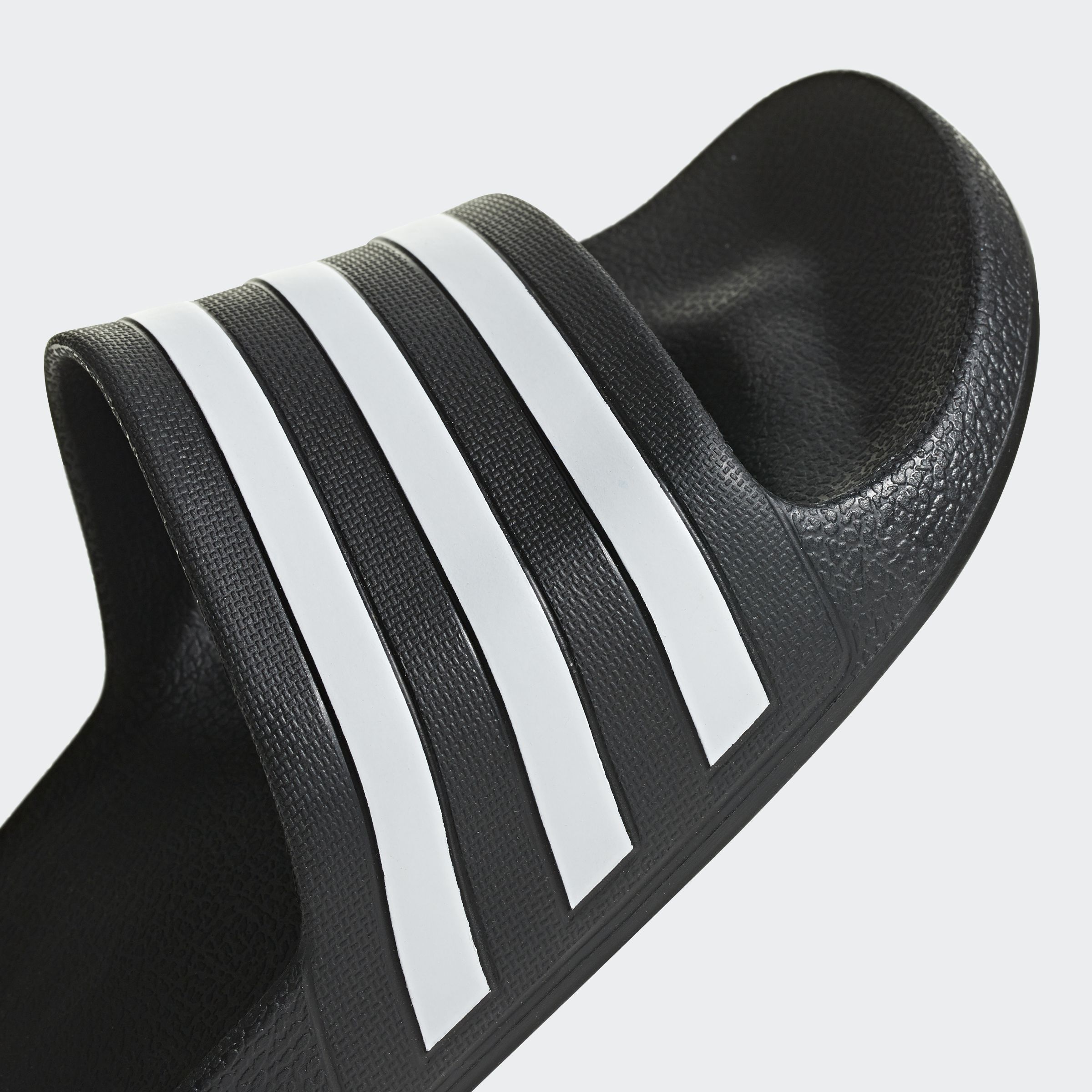 Outlet Чоловічі шльопанці Adidas Adilette Aqua F35543_image_6