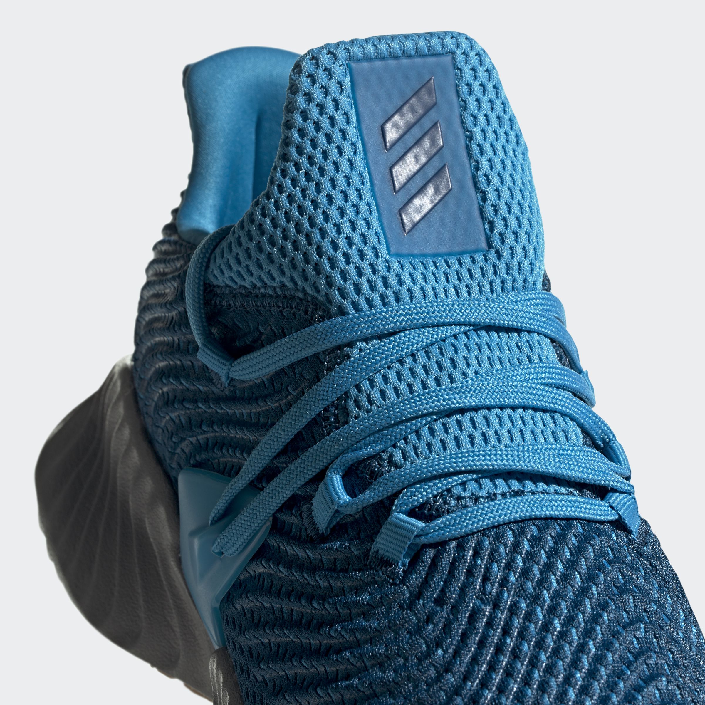 Outlet Мужские кроссовки Adidas Alphabounce Instinct BD7112_image_3