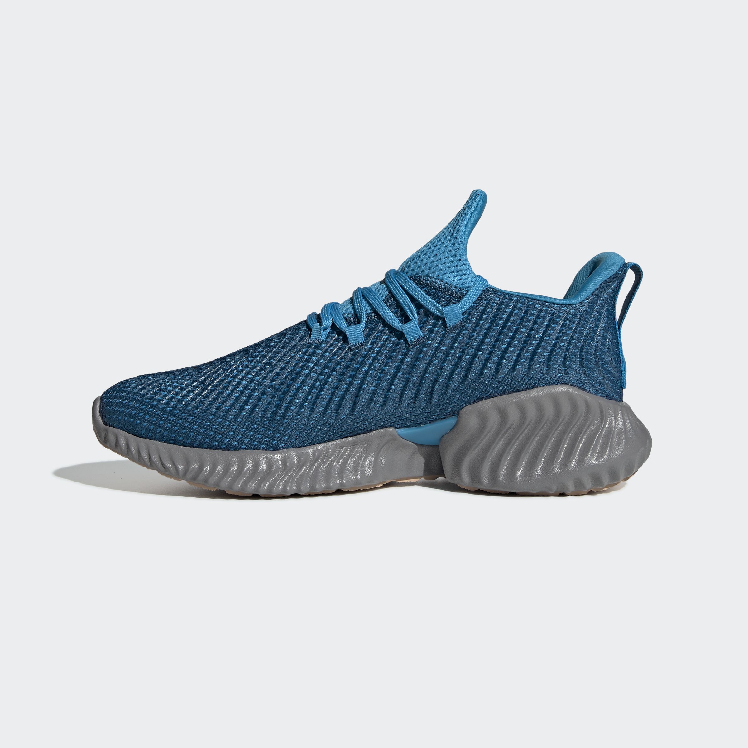 Outlet Чоловічі кросівки Adidas Alphabounce Instinct BD7112