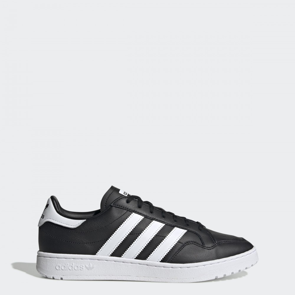 Outlet Кросівки Adidas Team Court EF6048