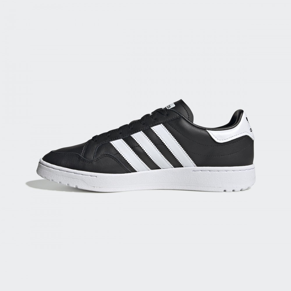 Outlet Кросівки Adidas Team Court EF6048
