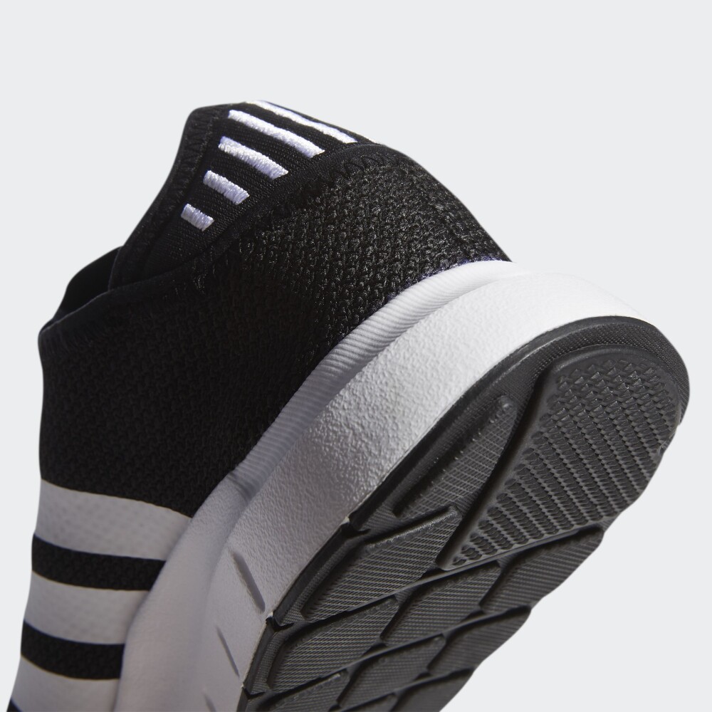 Outlet Мужские кроссовки Adidas Swift Run X J FY2110_image_6