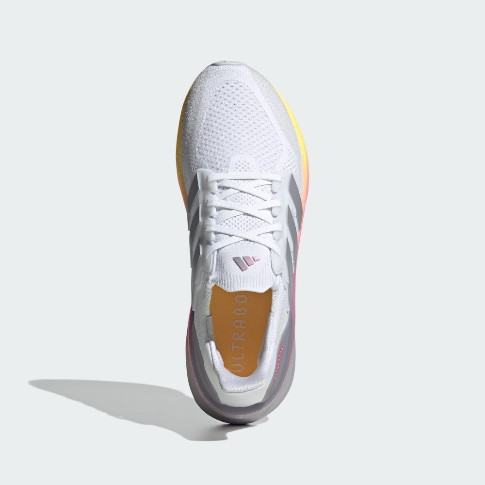 Outlet Кросівки Adidas Ultraboost 5 ID8810