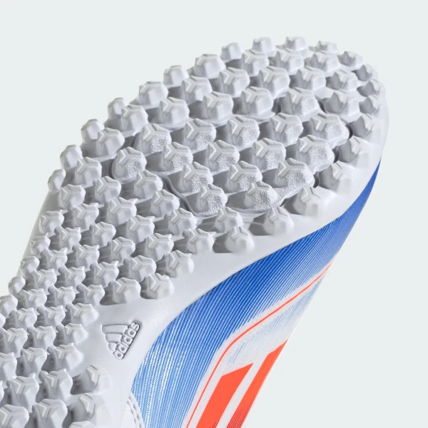 Outlet Футбольні сороконожки Adidas F50 Club Turf IF1348_image_6