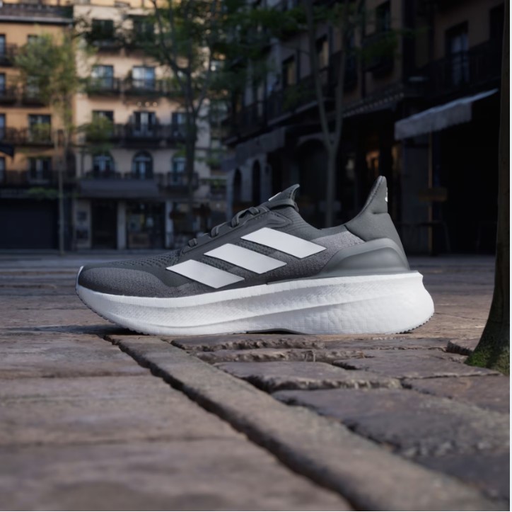 Outlet Чоловічі кросівки Adidas Ultraboost 5x IH3110_image_6