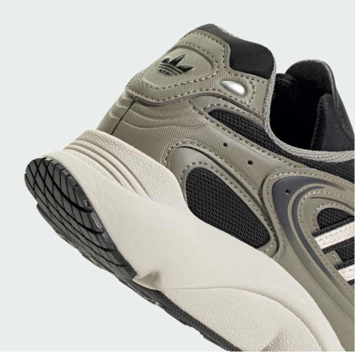 Outlet Жіночі кросівки Adidas Ozmillen JH7592_image_4