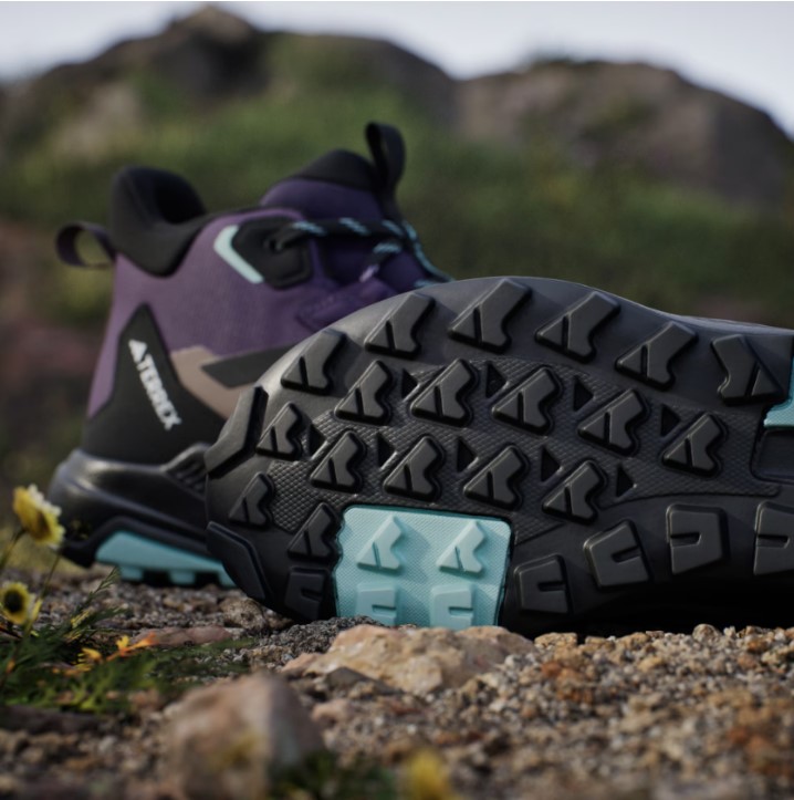 Outlet Жіночі черевики Adidas Terrex Anylander Mid Rain Rdy JQ9966_image_10