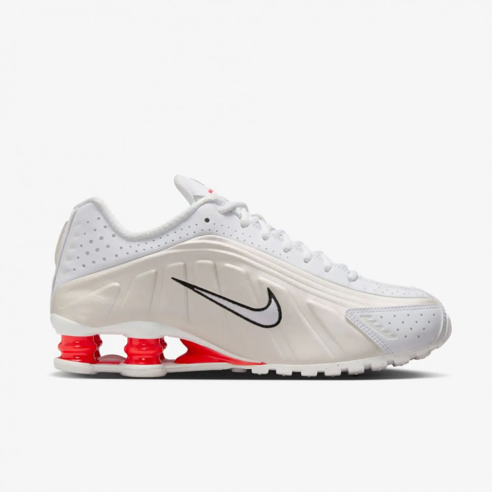 Outlet Кросівки Nike Shox 4 AR3565-103