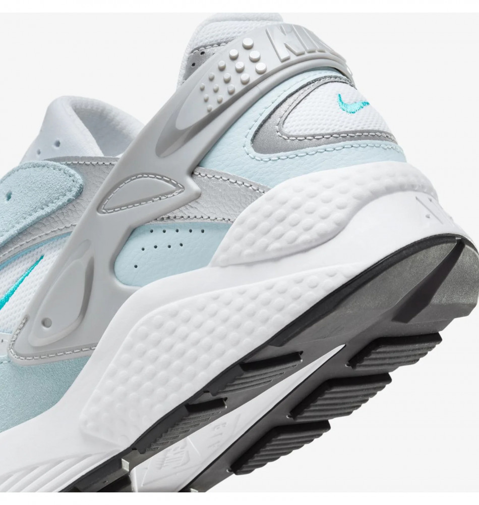 Outlet Кросівки Nike Air Huarache DZ3306-103_image_8
