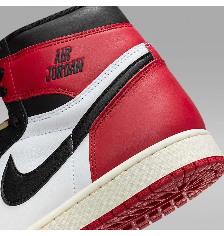 Outlet Чоловічі кросівки Air Jordan 1 Retro High DZ5485-106_image_8
