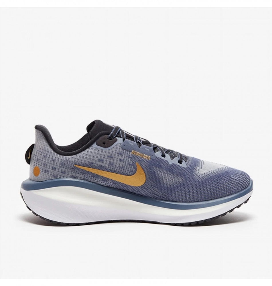 Outlet Кросівки жіночі Nike Vomero 17 FB8502-400