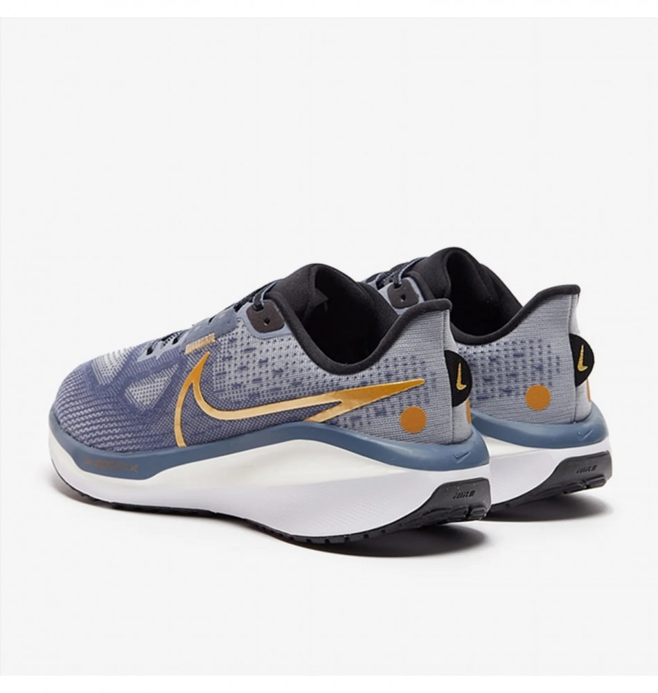 Outlet Кросівки жіночі Nike Vomero 17 FB8502-400_image_4