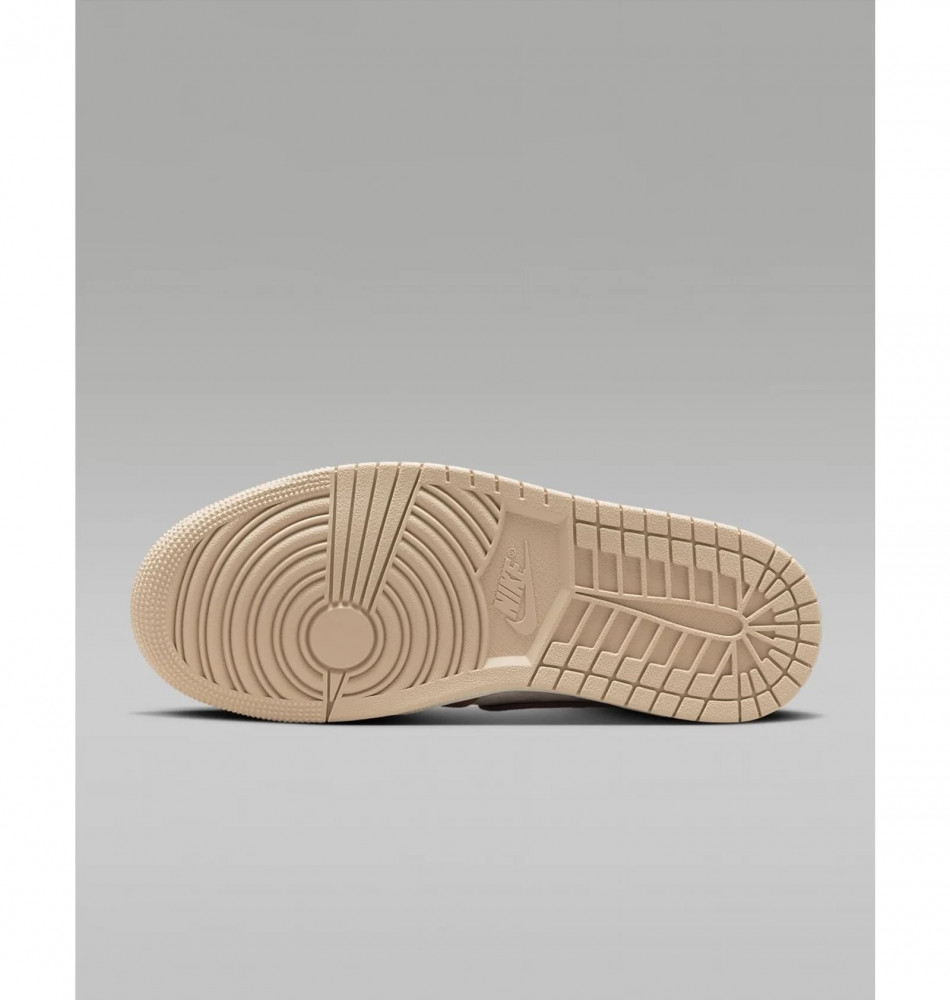Outlet Кросівки жіночі Air Jordan Wmns 1 High Mm FB9891-200_image_6