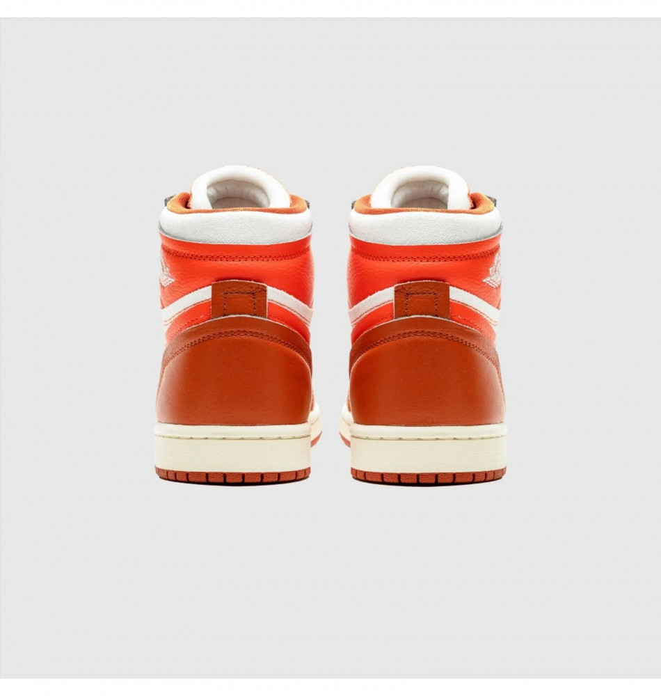 Outlet Кросівки жіночі Air Jordan Wmns 1 High Mm FB9891-800_image_3