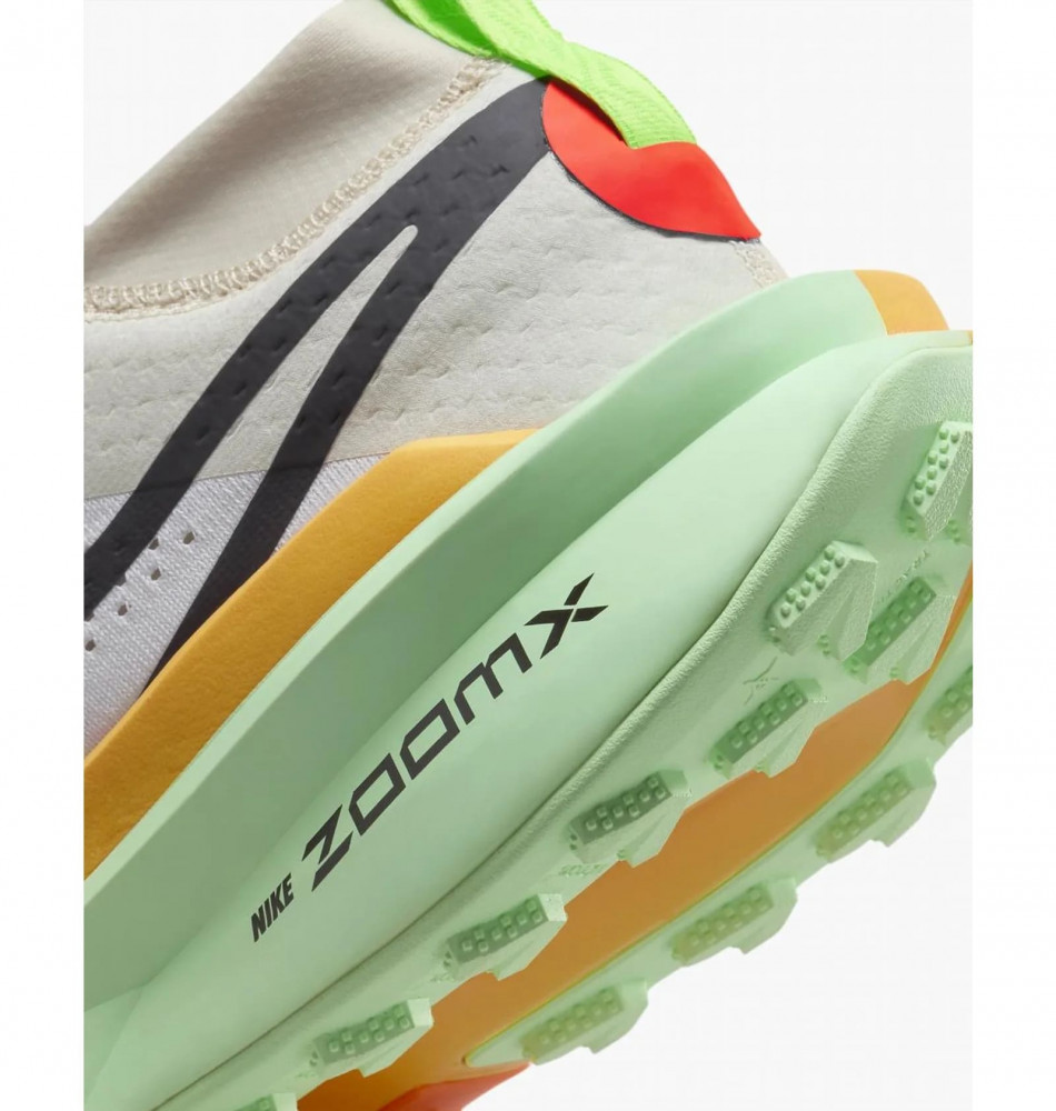 Outlet Кросівки чоловічі Nike Zegama 2 Trail Running FD5190-100_image_7