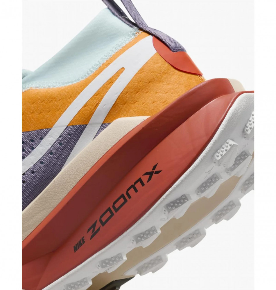 Outlet Кросівки жіночі Nike Zegama 2 Trail Running FD5191-502_image_7