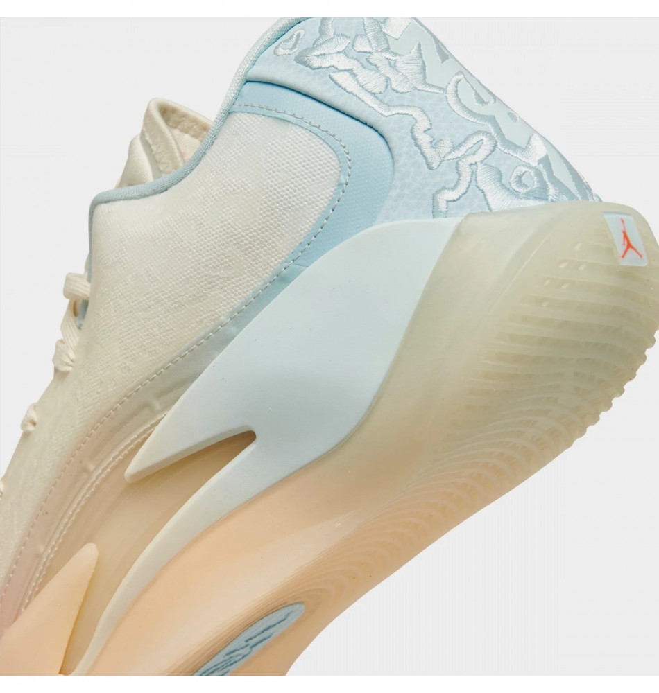 Outlet Кросівки чоловічі Air Jordan Zion 3 Nrg FZ1321-601_image_3