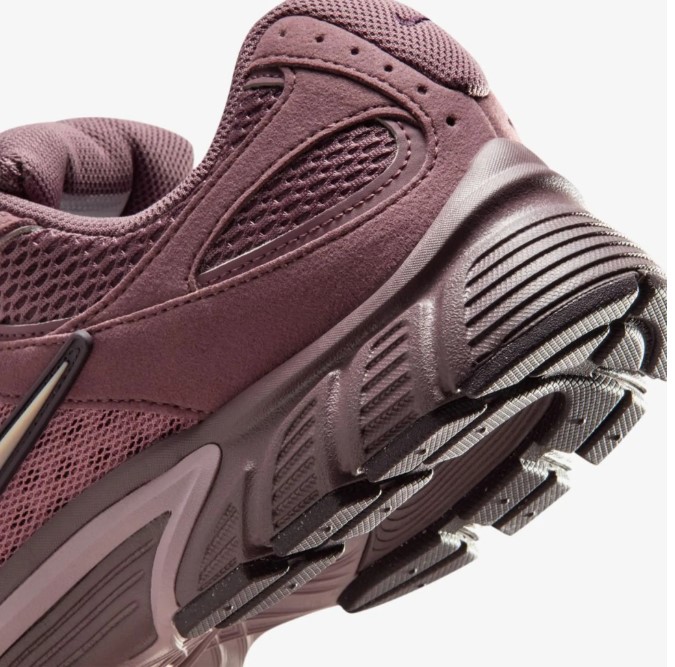 Outlet Кросівки чоловічі Nike V5 Rnr II6292-500_image_6