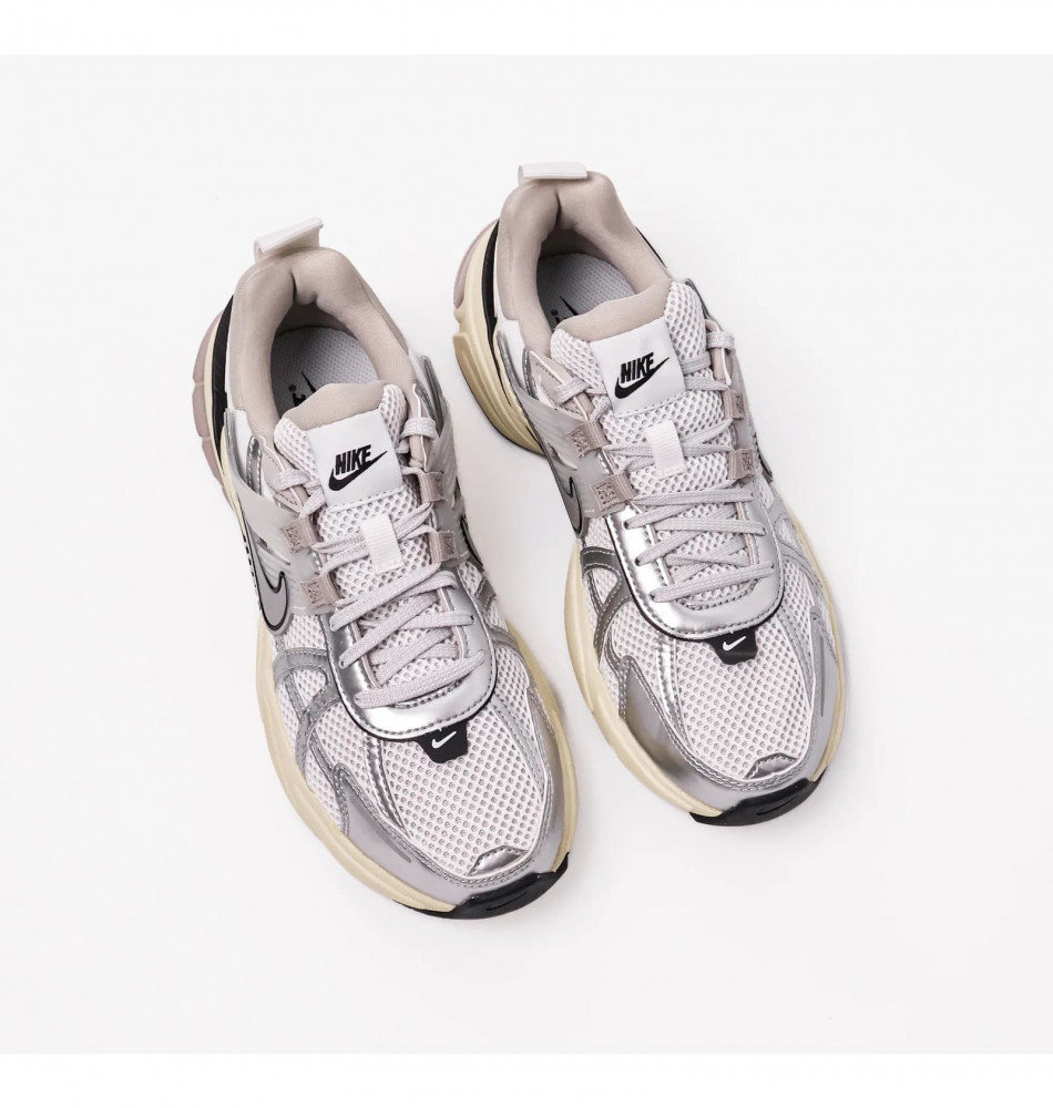 Outlet Чоловічі кросівки Nike V2K Run FD0736-001 FD0736-100_image_3