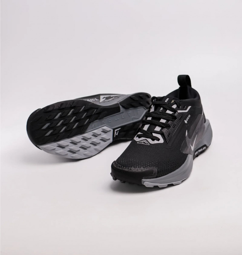 Outlet Кросівки жіночі Nike Pegasus Trail 5 Gore-Tex FQ0912-001_image_5