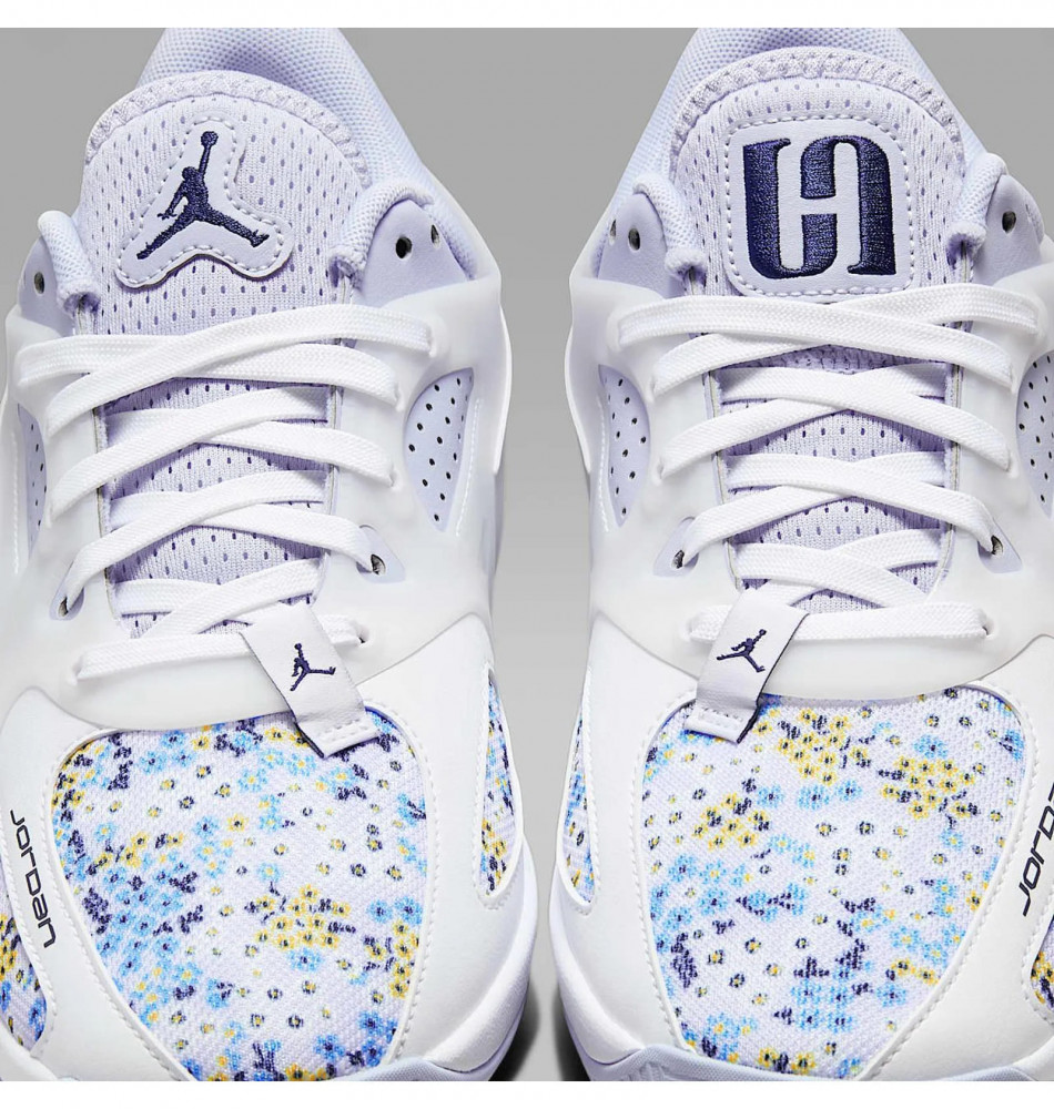 Outlet Кросівки жіночі Air Jordan Heir Series FZ2471-004_image_4