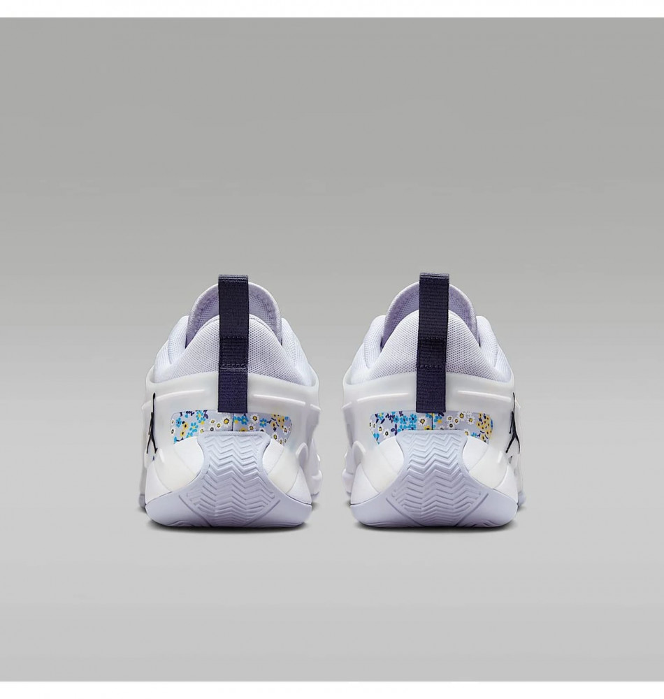 Outlet Кросівки жіночі Air Jordan Heir Series FZ2471-004_image_9