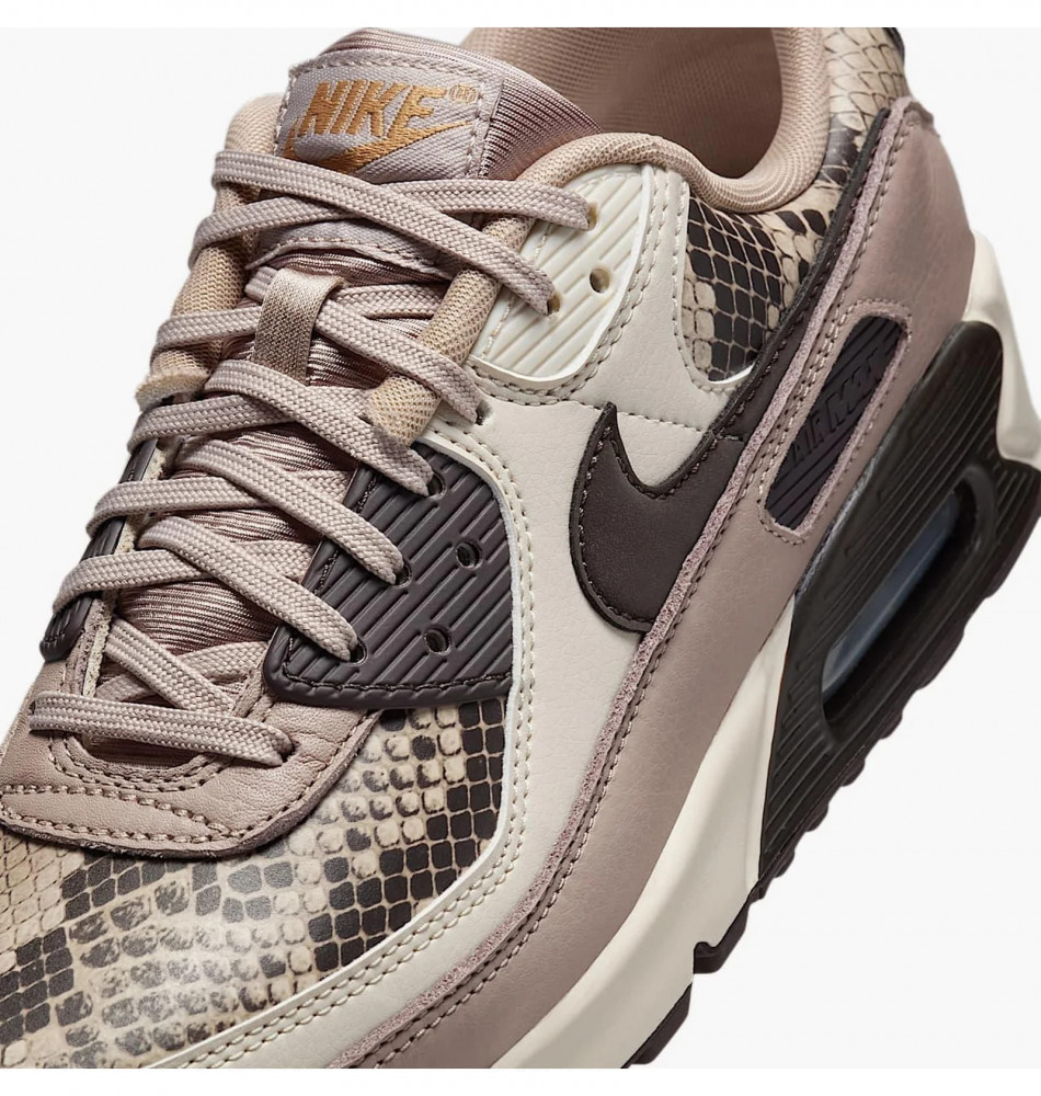 Outlet Кросівки жіночі Nike Air Max 90 Se HF1212-200_image_6