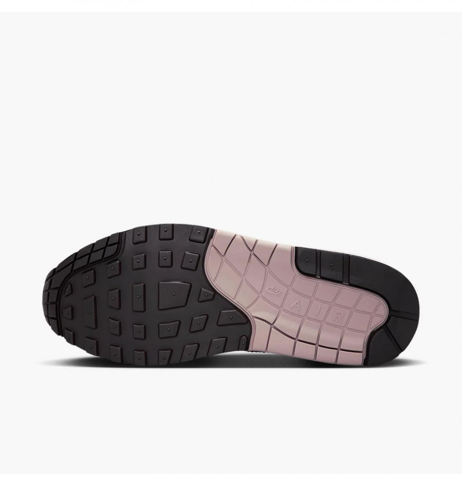 Outlet Кросівки жіночі Nike Air Max 1 87 HF5338-100_image_8