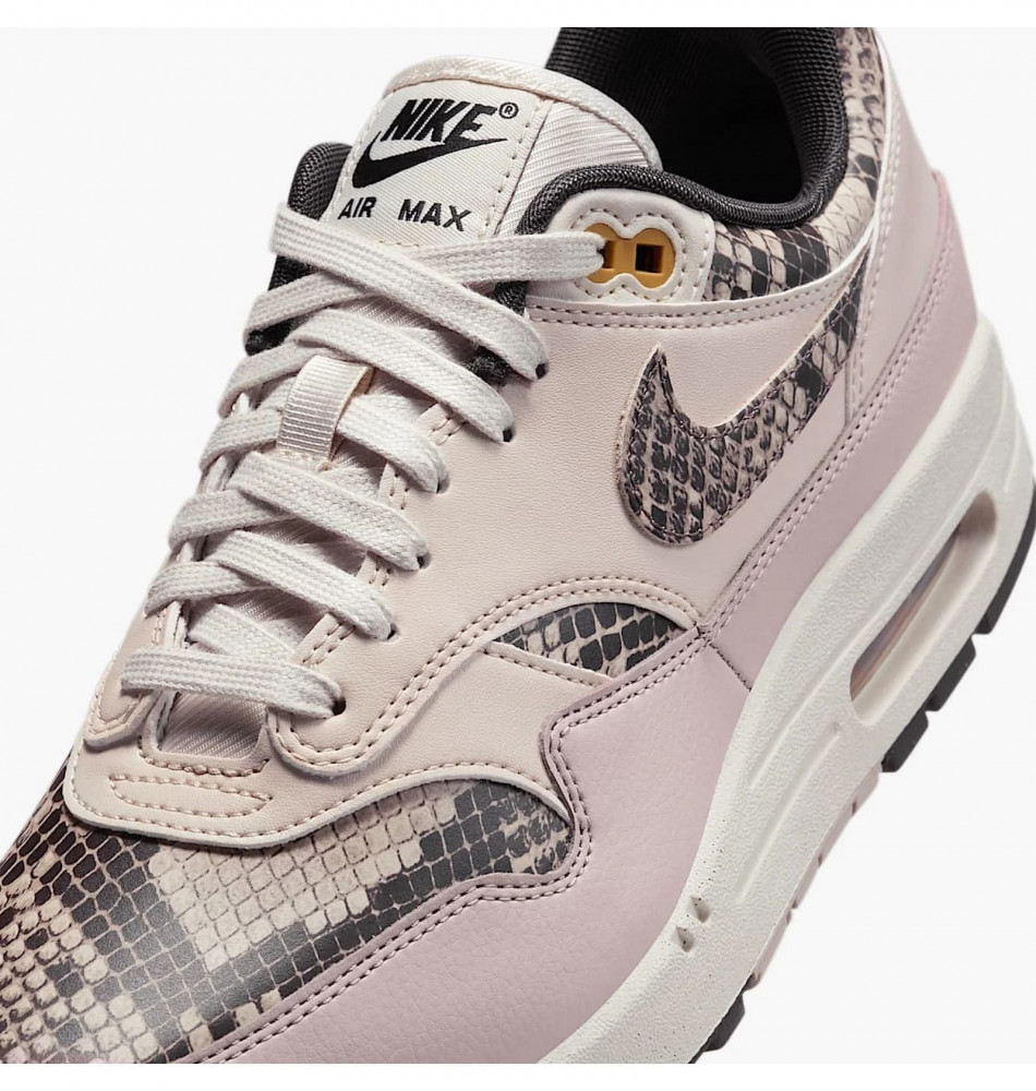 Outlet Кросівки жіночі Nike Air Max 1 87 HF5338-100_image_5