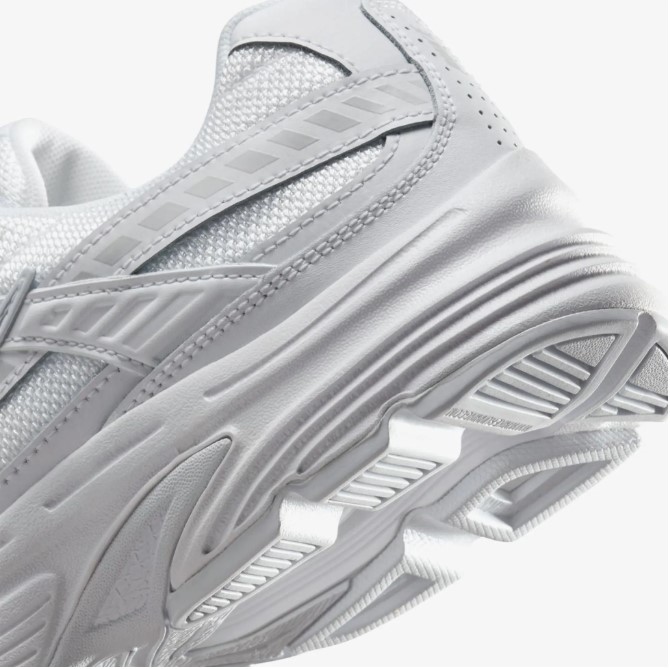 Outlet Жіночі кросівки Nike Initiator 394053-100_image_6