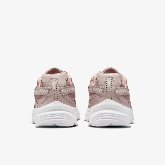 Outlet Женские кроссовки Nike Initiator 394053-600_image_6