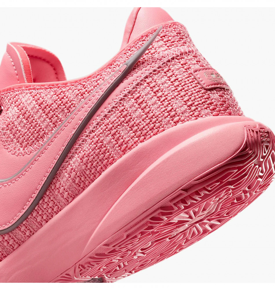 Outlet Кросівки жіночі Nike Lebron Xx DJ5423-600_image_5