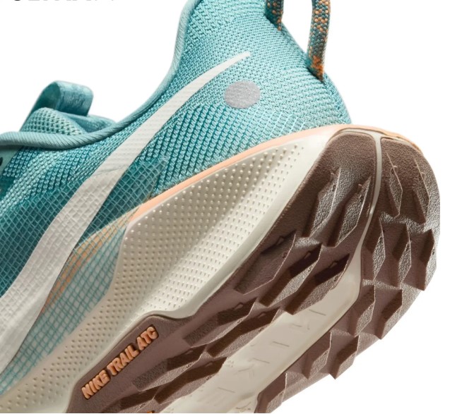 Outlet Кросівки жіночі Nike React X Pegasus Trail 5 DV3865-010_image_7