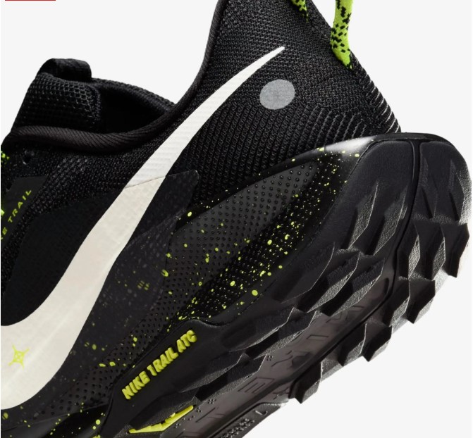 Outlet Кросівки жіночі Nike React X Pegasus Trail 5 DV3865-011_image_5