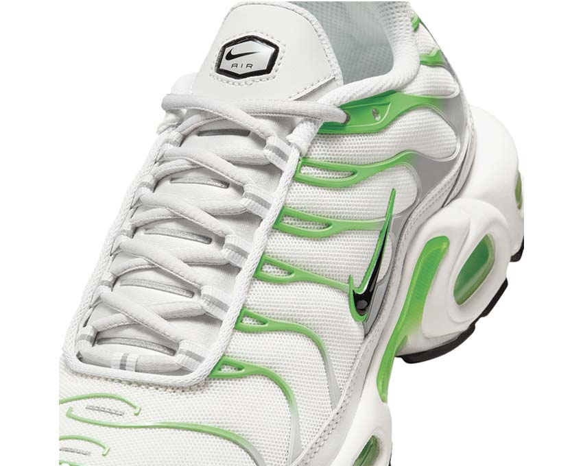 Outlet Кросівки Nike Air Max Plus DZ3671-001_image_3