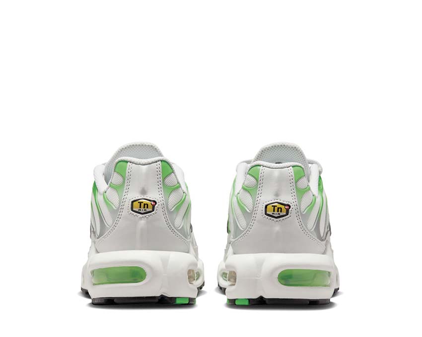 Outlet Кросівки Nike Air Max Plus DZ3671-001_image_5