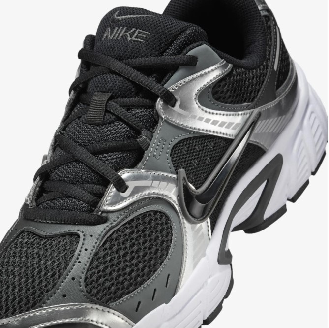 Outlet Чоловічі кросівки Nike V5 Rnr HJ5228-004_image_8