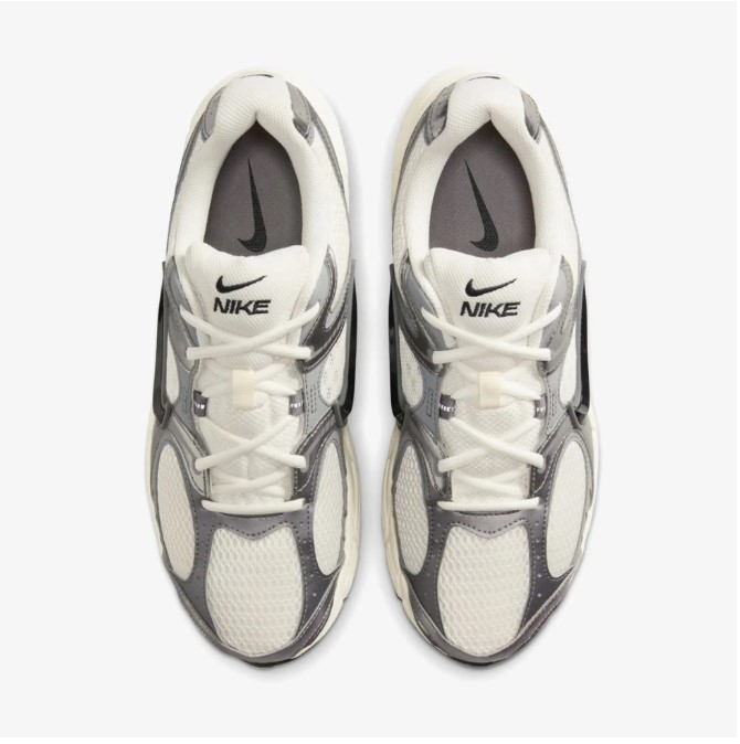 Outlet Чоловічі кросівки Nike V5 Rnr HJ5228-009