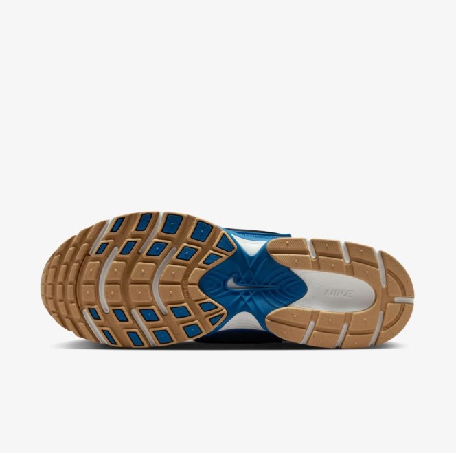 Outlet Чоловічі кросівки Nike V5 Rnr HJ5228-401_image_4