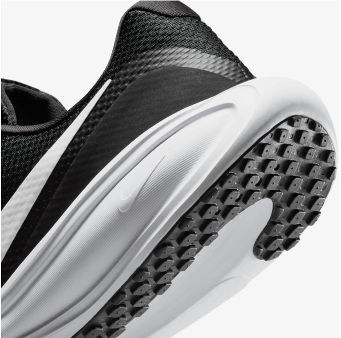 Outlet Чоловічі кросівки Nike Revolution 8 HJ9198-003_image_4