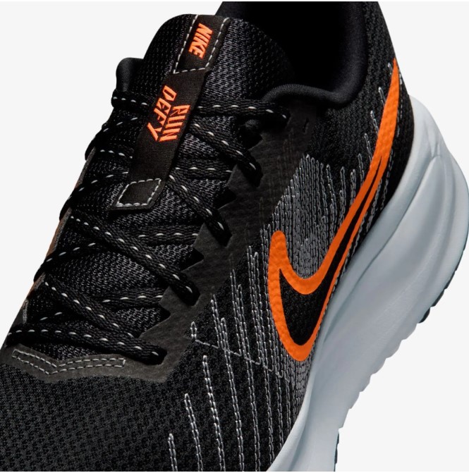 Outlet Чоловічі кросівки Nike Run Defy HM9594-011_image_4