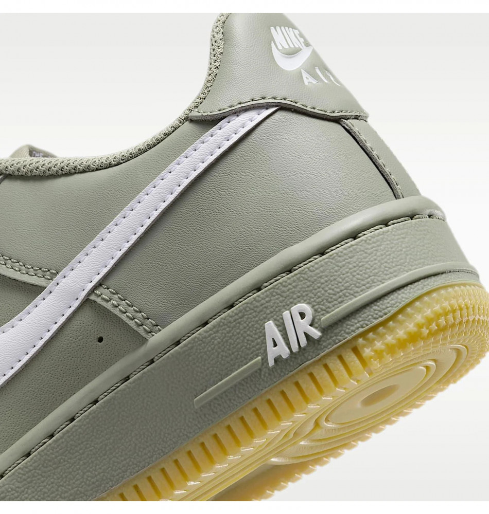 Outlet Кросівки Nike Air Force 1 L V8 HQ1911-300_image_7
