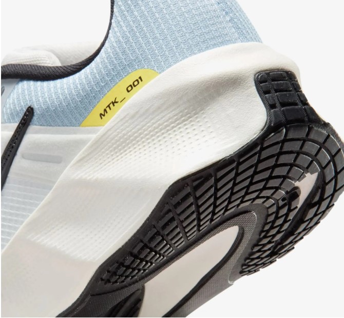 Outlet Жіночі кросівки Nike W Metro Tek HQ2312-102_image_8