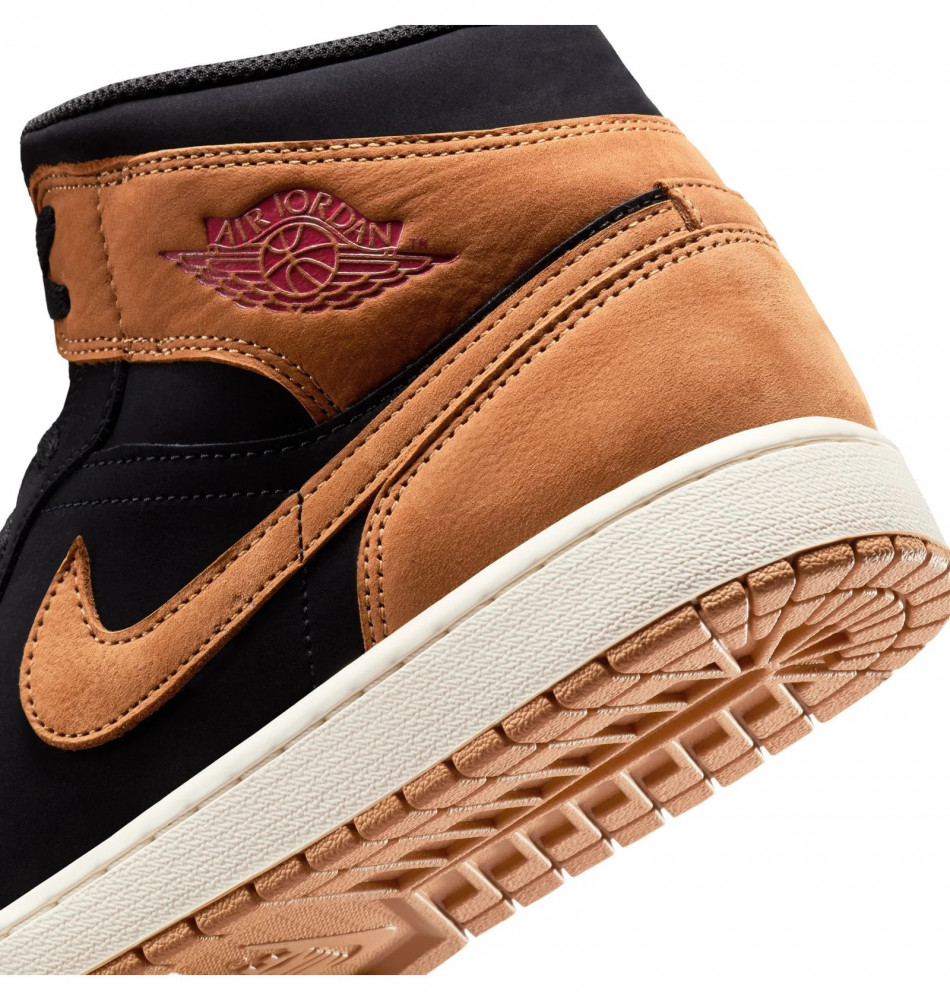 Outlet Кросівки чоловічі Air Jordan Mid Se HV4091-002_image_5