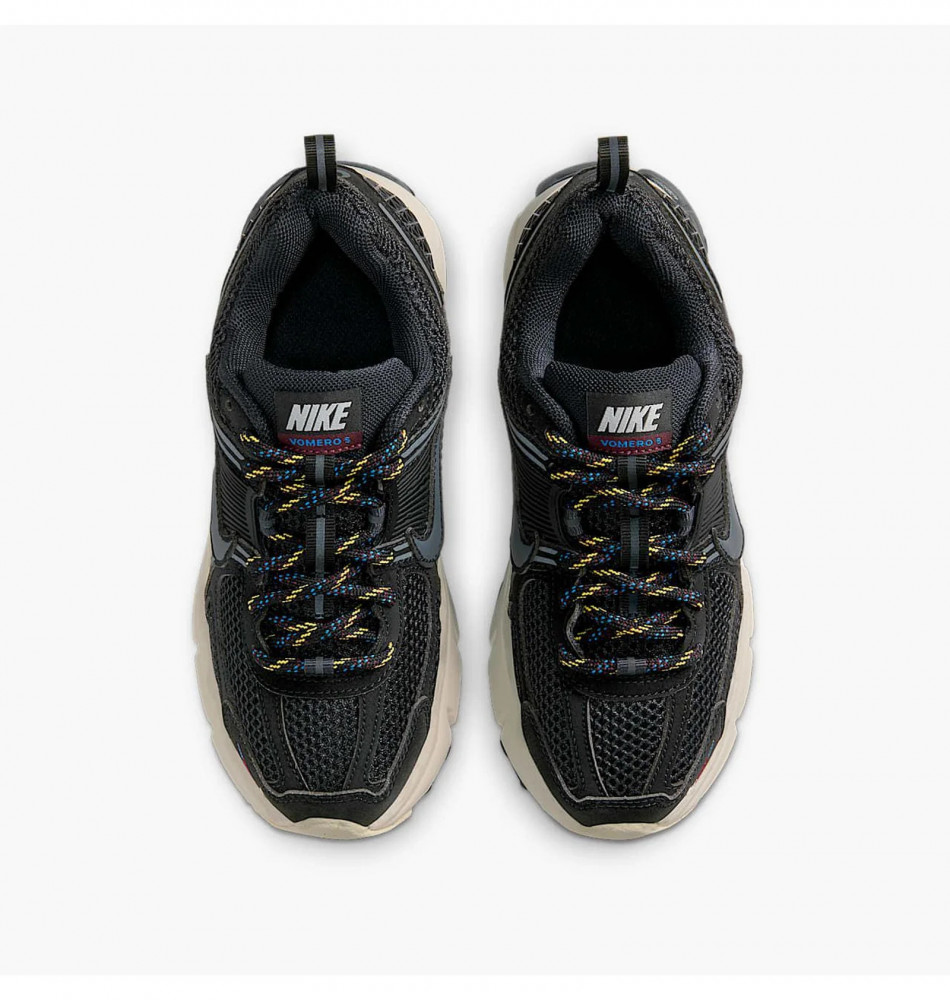 Outlet Кросівки Nike Vomero 5 IB5853-001