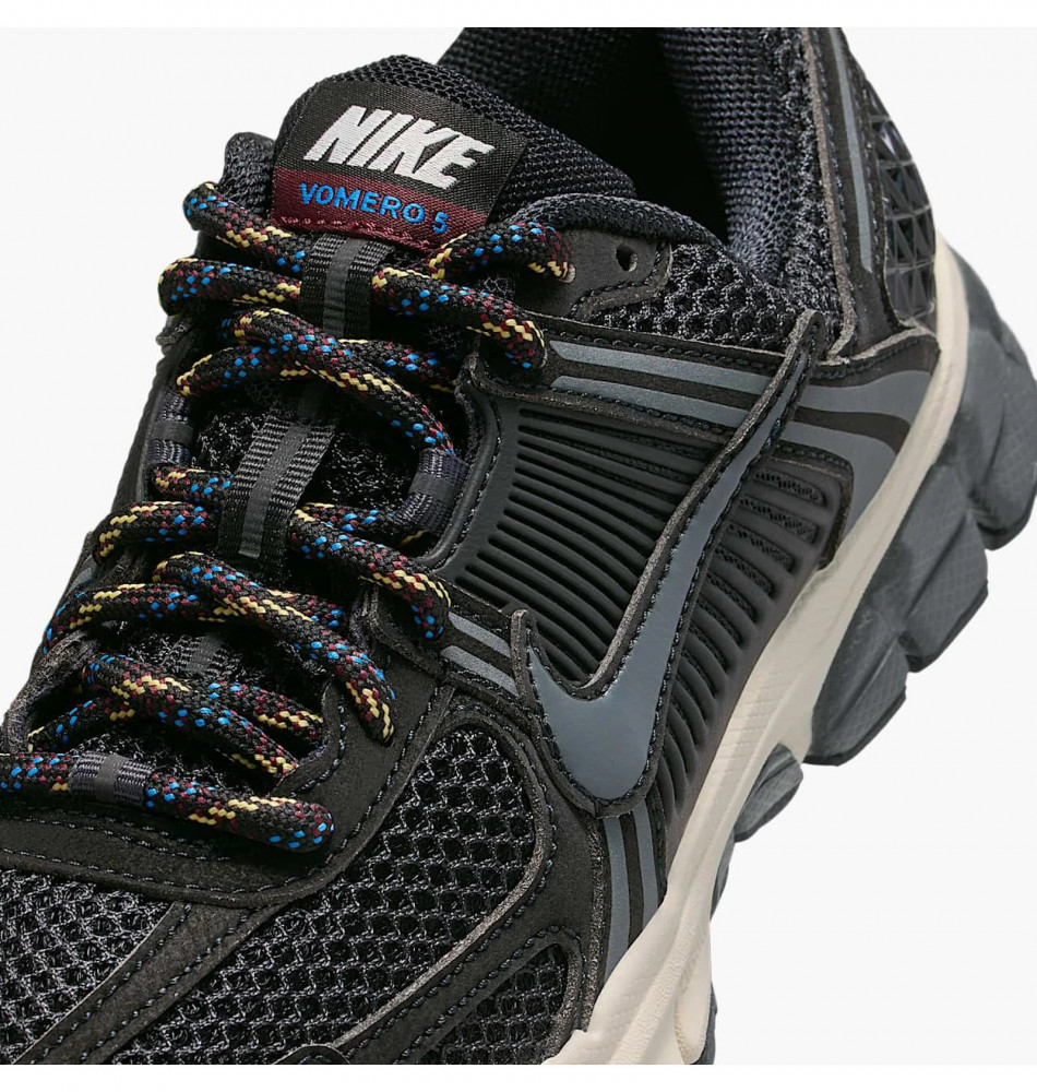 Outlet Кроссовки Nike Vomero 5 IB5853-001_image_5