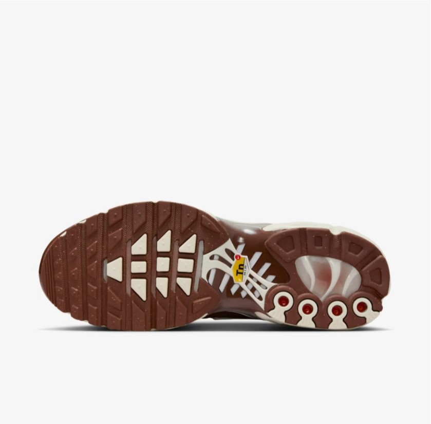 Outlet Жіночі кросівки Nike Wmns Air Max Dark Pony II7637-200_image_6