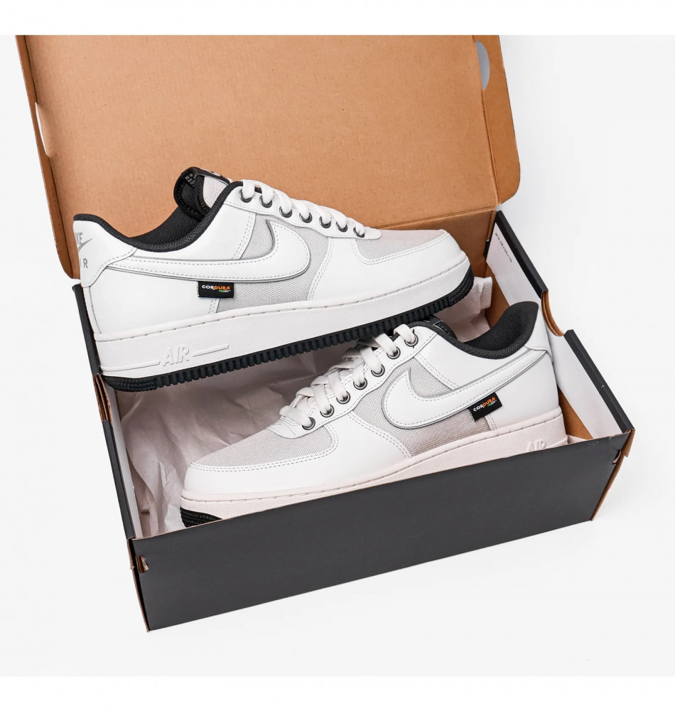 Outlet Кросівки чоловічі Nike Air Force 1 07 Lv8 IM6001-121_image_7