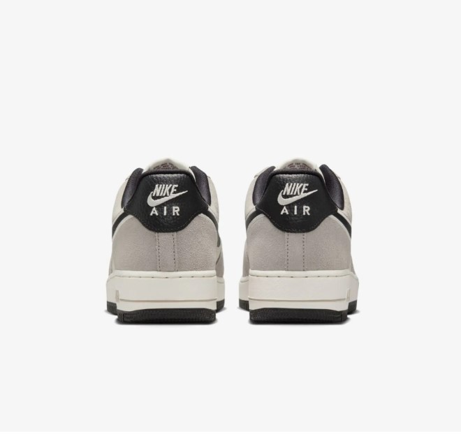 Outlet Чоловічі кросівки Nike Air Force 1 07 Lv8 IO2077-030_image_7